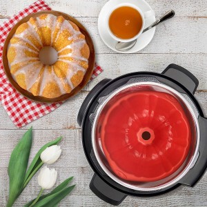 SILIVO Nonstick Fluted Cake Pans (2 Pack) - 7 inch Silicone Cake Pans for Jello, Monkey Bread and Bunte cake