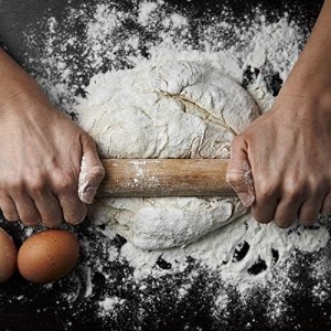 Patelai 3 Pieces Small Wooden Rolling Pin, Dumpling Dough Roller Wooden Mini Rolling Pins Kitchen Utensil Tool for Fondant, Pasta, Bread, Pastry, Cookies, Pizza, Pie, Cylinder Style, 6.3 Inch