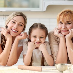 Patelai 3 Pieces Small Wooden Rolling Pin, Dumpling Dough Roller Wooden Mini Rolling Pins Kitchen Utensil Tool for Fondant, Pasta, Bread, Pastry, Cookies, Pizza, Pie, Cylinder Style, 6.3 Inch