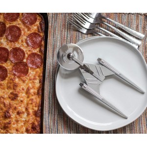 Star Trek Discovery Crossfield Starship Metal Pizza Cutter Wheel | Premium Houseware, Stainless Steel Kitchen Utensil | Easy To Cut And Clean | 9 Inches Long