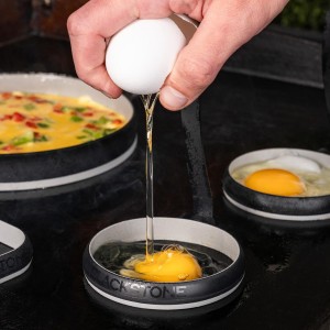 Blackstone Egg & Omelet Ring Kit (7 Piece Set) – Non Stick Silicone Egg & Omelette Cooker Mold for Pancake, Patties & English Muffin – Round Egg Cooking Shaper–Griddle Accessories for Breakfast - 5515