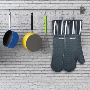 Silicone Oven Mitts Heat Resistant 550 Degree Extra Long Kitchen Gloves Pot Holders with Waterproof and Non-Silp for Baking Cooking Barbecue Microwave Machine Washable (Extra Long Grey, 2)