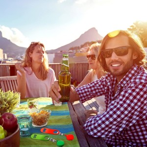 Honoson 8 Pieces Retractable Flat Bottle Opener Bartender Beer Opener with Round Badge Reel Clips Holder Bar Keys for Bartender Gifts Kitchen Home Party Supplies (Classic,Multicolor)