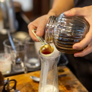 Gold Measuring Spoons, Heavy Duty 18/8 Stainless Steel Measuring Set of 6 Piece: 1/8 tsp, 1/4 tsp, 1/2 tsp, 1 tsp, 1/2 tbsp & 1 tbsp Measuring Liquid and Dry Ingredients for Cooking Baking Gift Set