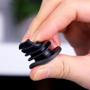 2022 New Stainless Steel Deer Wine Aerator Pourer, Red and White Wine Bottle Aerator Whiskey Diffuser, Silver Decanter Spout for Home Party Anniversary Birthday Decoration Supplies