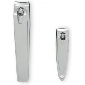 Amazon Basics 5-Piece Nail Care Grooming Kit, Manicure Pedicure Set with Nail Clippers