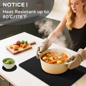 Vinyl Placemats Set of 6, Waterproof Faux Leather Heat Resistant Kitchen Place Mats, Wipeable Dining Table Place Mats and Coasters for Kitchen, Dining, Decor, Outdoor (Black)