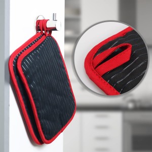 Hot Pads for Kitchen, Potholders for Kitchen Heat Resistant, Heavy Duty Pot Holders with Pockets Non Slip, Pure Cotton and Terrycloth Lining Pot Holders Set of 2, Black