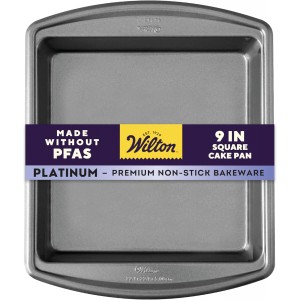 Wilton Platinum Non-Stick 9 x 9 Inch Squ...