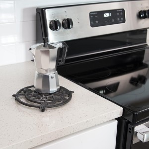 GASARÉ, Cast Iron Trivet for Hot Dishes, Pots, and Pans, Metal Trivet, 2 Turtle Design, Rubber Feet Caps, Ring Hanger, 8.75 Inches, Brown, 1 Unit