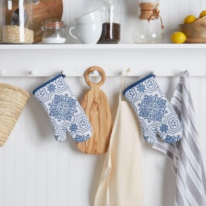 Martha Stewart Strie Medallion Oven Mitt 2-Pack Set, Navy Blue, 7
