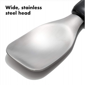 OXO Good Grips Pizza Wheel and Cutter + Ice Cream Spade