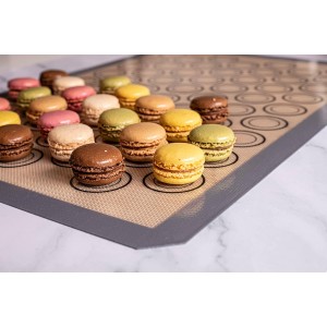 Macaron Silicone Baking Mats - Set of 2 - Full Size - 16 x 24 in (40 x 60 cm), Non-Stick Macaron Mat for Perfect Baking - Dishwasher & Oven Safe, Ideal for Macarons, Cookies, Bread, and More