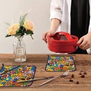 Abstract Hippie Flower Pot Holders Set of 2 Kitchen Heat Resistant Potholder for Microwave Cooking Baking Oven End Dishes and BBQ