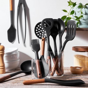 STAUB Silicone with Wood Handle 11-pc Cooking Utensil Set