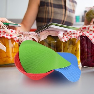 3 Pcs Rubber Jar Opener Gripper Pads, Multi Purpose Jar Bottle Can Lids Gripper Openers Reusable, for Seniors Weak Hands, Most Bottles, Used as Kitchen Coasters