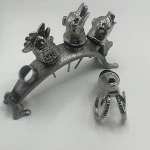 Animal Wine Pourer and Wine Bottle Stopper Holde Display Unique Wine Accessories