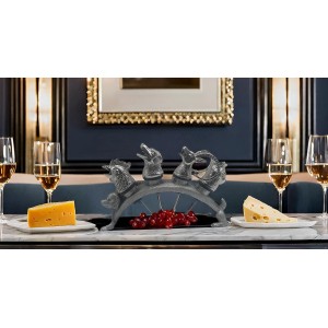 Animal Wine Pourer and Wine Bottle Stopper Holde Display Unique Wine Accessories