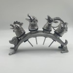 Animal Wine Pourer and Wine Bottle Stopper Holde Display Unique Wine Accessories