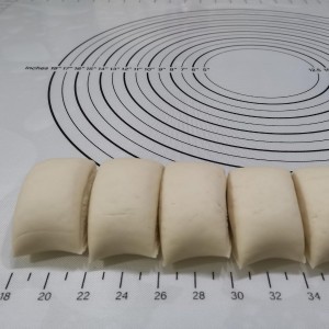 Yansumi silicone pastry non stick baking mat with measurement fondant mat with three sizes for silicone baking mat, counter mat, dough rolling mat,fondant/pie crust mat (Black, 28