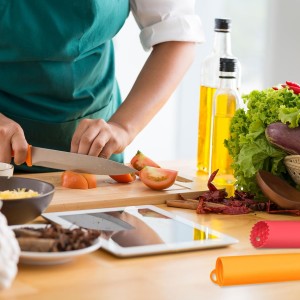 uxcell Silicone Garlic Peeler Tube, 2Pcs Garlic Roller Peeling Tube Garlic Cloves Skin Remover for Useful Kitchen Tools, Black