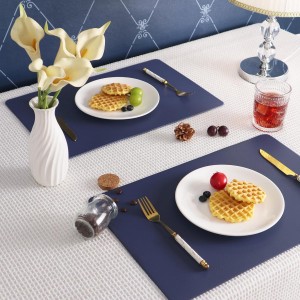 Faux Leather Placemats HeloHo Navy Blue Table Place Mats Set of 4 Waterproof Oilproof Heat Stain Resistant Washable Wipeable Placemat for Kitchen Dining Table Decoration Indoor Outdoor