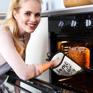 8 Pcs Pot Holders with Pocket Farmhouse Kitchen Black White Decoration Home Sweet Potholder Hot Pad Oven Mitt Cookie Bag Oven Gloves Heat Resistant for Kitchen Decoration Baking Cooking Gift Microwave