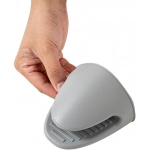 Restaurantware Comfy Grip 4.3 x 3.5 x 4.2 Inch Mini Oven Mitt Pot Holders 1 Food-Grade Finger Mitt Set - 2-Piece Set Oven-Ready Up To 446F Gray Silicone Pinch Mitts Ribbed Texture Dishwashable