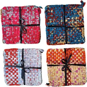 Quilted Cotton Potholders – Reversible - Heat Resistant - Hot Pads – patchwork kitchen décor - Set of 2