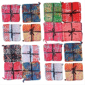Quilted Cotton Potholders – Reversible - Heat Resistant - Hot Pads – patchwork kitchen décor - Set of 2