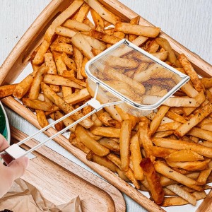 Stainless Steel Skimmer Spoon 16.92In Fine Mesh Oil Skimmer Ladle for Cooking Frying Hot Pot Fat Strainer Kitchen Utensil with Hanging Hole