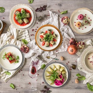 Trivets for Hot Dishes, Pots and Pans, Heat Resistant Hot Pads with Storage Basket, Pot Holders for Kitchen Countertop, Trivet Mats Home Essentials Farmhouse Decor (Brown 4 Pcs)