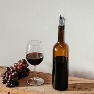 Wine Aerator Pourer Wolf Head Spout Bottle Pourers Stainless Steel Animal Bar Liquors Bottle Pourer Animal Decorative Liquors Stopper for Red Wines Whiskey Silver