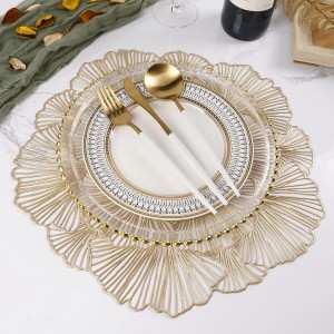 Round Placemats Pressed Vinyl Metallic Flower Place Mats Set of 6 Heat Resistant Dining Table Mats Gold Placemat for Wedding Party Kitchen Decorations