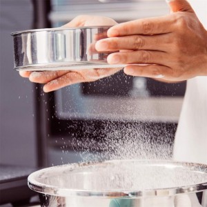 Flour Sifter Stainless Steel Round Flour Sieve 6 Inch 60 Mesh Fine Mesh Strainers for Baking Cake Bread