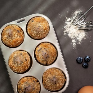 Fox Run Stainless Steel Extra Large Muffin and Cupcake Pan, 6 Cup