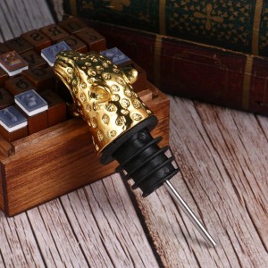 IMIKEYA Wine Bottle Caps Leopard Head Shape Wine Pourer Alloy Wine Stoppers Wine Stopper Pourer Bottle Stopper