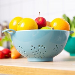 Heavy Duty 6 Inch Food Colander,Large Capacity Vegetable Strainer with Double Handles,Plastic Multipurpose Fruit Draining Basket for Kitchen(Light Blue)