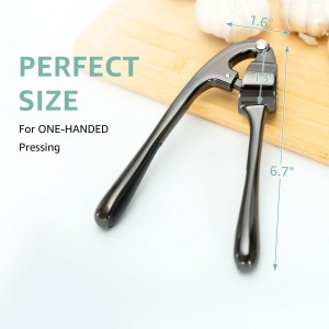 Garlic Press Crusher & Mincer – Easy Squeeze Ergonomic Handle, Heavy Duty Zinc Alloy, Dishwasher Safe, Includes Peeler & Cleaning Brush – Garlic Ginger Crusher Tool (Black)