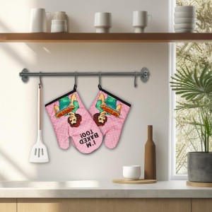 2 Pcs Funny Oven Mitts I'm Baked Too Heat Resistant Mitts Retro Housewife Silicone Non-Slip Oven Mitts with Hanging Loop Sweet Housewarming Gifts for Baking Lover Hostess Family Friend