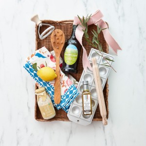 Sur La Table Round Ravioli Stamp, Tan