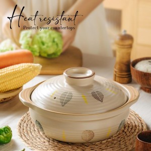 Round Woven Placemats Set of 6, Natural Water Hyacinth Place mats, 12 inch Rattan Placemats Wicker Placemats Farmhouse Boho Braided Heat Resistant Outdoor Placemat Patio Table Place Mats