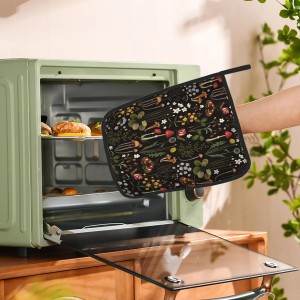 Retro Mushroom Pot Holders Set of 2, Kitchen Heat Resistant Forest Plant Moth Potholder for Microwave Cooking Baking Oven End Dishes and BBQ