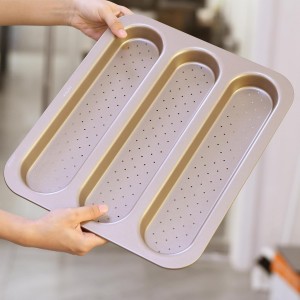 Durable Carbon Steel Baguette Baking Molds, Nonstick French Bread Pan with Rectangular Slots, Specialty 3-Cavity Baguette Mold - Essential Kitchen Tool for Home Bakers (Baguette mold)