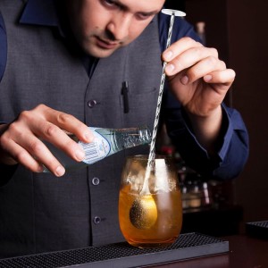 Ohtomber 24OZ Cocktail Shaker Set - Cocktail Bar Martini Drink Shaker Set with Strainer, Stainless Steel Bartender Kit Drink Mixer with Jigger, Mixing Spoon, Bar Accessories for Beginners