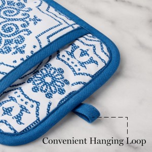 MARTHA STEWART Strie Medallion Pot Holder 2-Pack Set, Heat Resistant, Non-Slip Silicone Grip, Navy Blue, 7