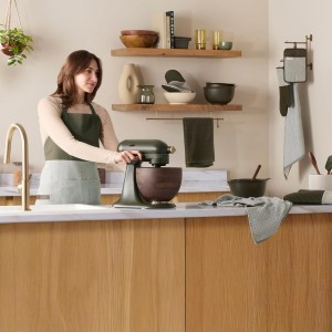 KITCHENAID® Evergreen Design Series Herringbone Ribbed Soft Silicone Pot Holders 2-Pack Set, Heat Resistant up to 500°F, Flexible & Waterproof, Deep Forest Green, 7