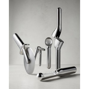 Caraway Ice Cream Scoop - Non Toxic Stainless Steel - Essential Kitchen Tool - Ergonomic Handle