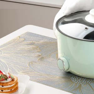 Gold Placemats Set of 6 Rectangle Pressed Vinyl Table Mats Heat Resistant Non-Slip Washable Wipeable Place Mats for Dining Table Indoor Outdoor Flower Dinner Placemats