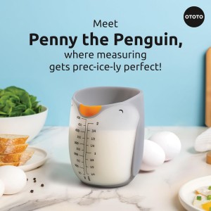 OTOTO Penny Penguin Silicone Measuring Cups for Cooking - 500ml Cute Measuring Cups for Baking, BPA-Free, Microwave Safe, Penguin Gifts, Cute Kitchen Accessories, Funny White Elephant Gifts